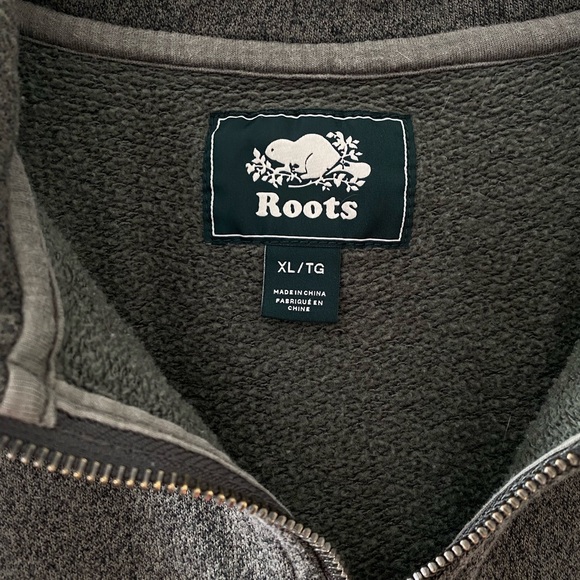 Roots Men's Charcoal Zip-Up Sweater - Picture 3 of 4